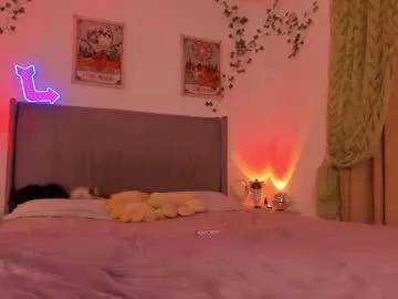 Freechat whitekatze on Chaturbate