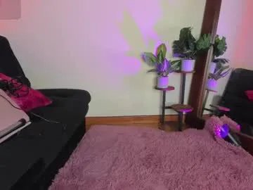 xemily_hardy on Chaturbate