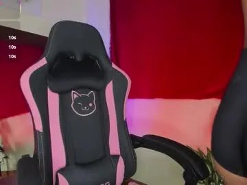 xemily_hardy on Chaturbate