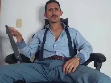 xxxhome_alonexxx on Chaturbate 
