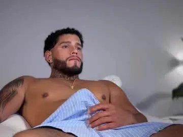 yamp_bigcock on Chaturbate