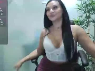 Freechat yaraxcox on Chaturbate