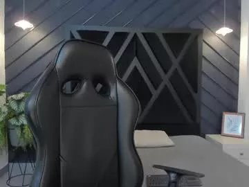 Freechat yeiko_romero_ on Chaturbate