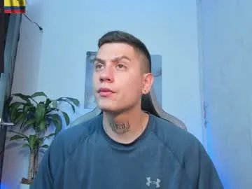 Freechat yeiko_romero_ on Chaturbate