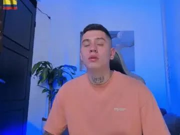 Freechat yeiko_romero_ on Chaturbate