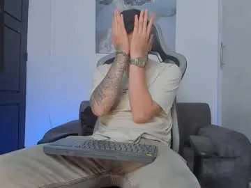 Freechat yeiko_romero_ on Chaturbate