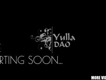 yulladao on Chaturbate 