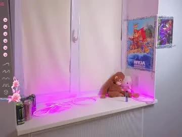 Discover 18 years old yung_leana from Chaturbate yung_leana from Chaturbate