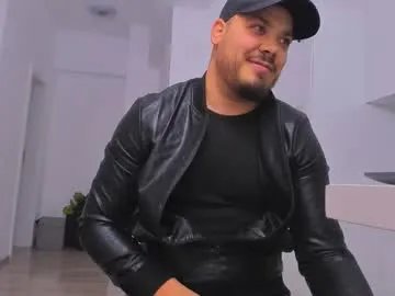 zackconnorsx on Chaturbate