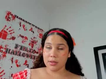 zoee_lov on Chaturbate
