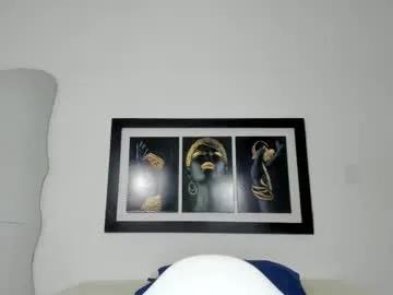 zoee_lov on Chaturbate