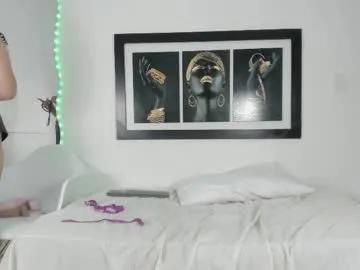 zoee_lov on Chaturbate