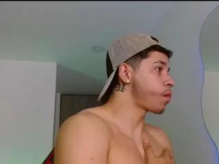 adam_keith on Flirt4Free 