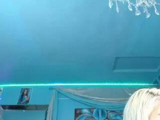 adrianna_fox on Flirt4Free 