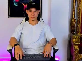 alex_clinton on Flirt4Free 