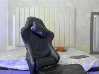 andres_stud on Flirt4Free 