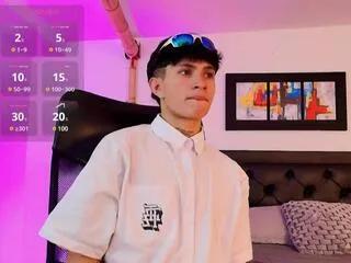 angeel_thomas on Flirt4Free 
