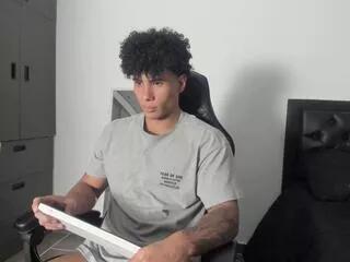 arthur_stonee on Flirt4Free 