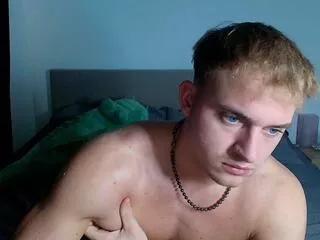 bengie_lauper on Flirt4Free 