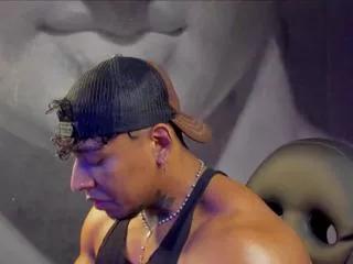 bramdon_smith on Flirt4Free 