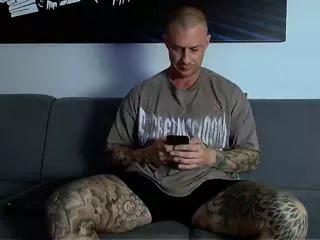 calvin_hunt on Flirt4Free 