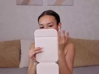 chloe_teles on Flirt4Free 