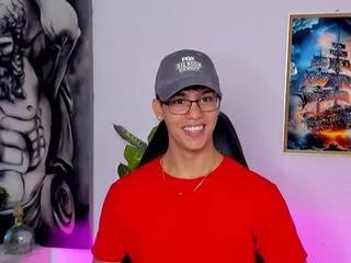 david_william on Flirt4Free 