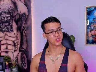david_william on Flirt4Free 