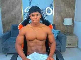 dominnic_strong on Flirt4Free 