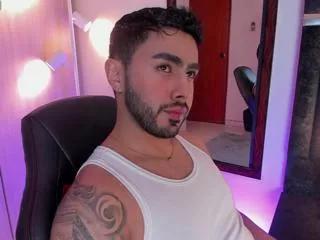 elvis_houston on Flirt4Free 