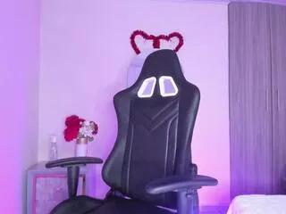 emily_brookss on Flirt4Free 