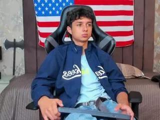 ethan_lowell on Flirt4Free 