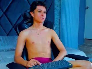ethan_lowell on Flirt4Free 