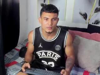 jacobo_taylor on Flirt4Free 