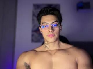 jakee_tyler on Flirt4Free 