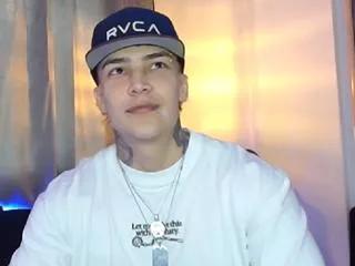 joe_jonass on Flirt4Free 