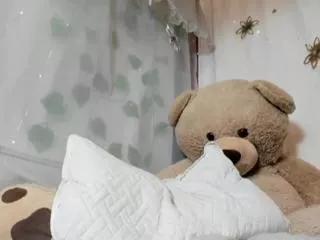laure_li on Flirt4Free 