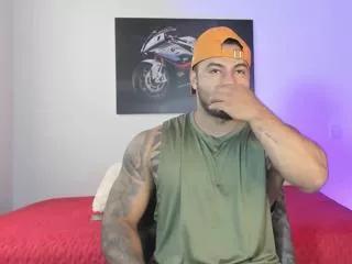 layton_fox on Flirt4Free 