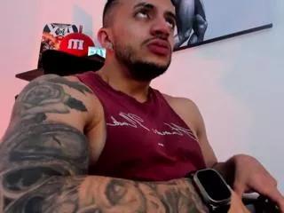 liam_reigns on Flirt4Free 