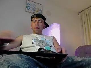 liam_thorn on Flirt4Free 