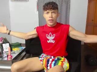 lucas_luxx on Flirt4Free 