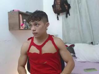 lucas_luxx on Flirt4Free 