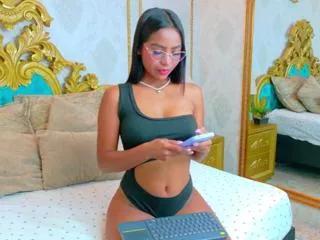 lucy_leah on Flirt4Free 