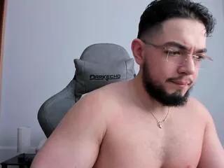 luigi_white on Flirt4Free 