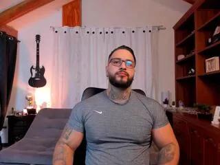 max_dic on Flirt4Free 