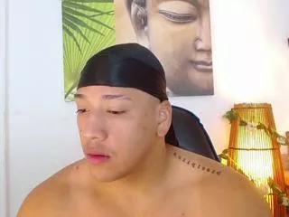 max_turneer on Flirt4Free 