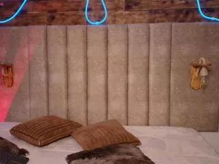 mia_saeenz on Flirt4Free 