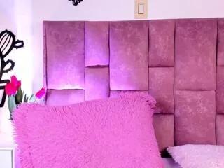 nicol_miler on Flirt4Free 