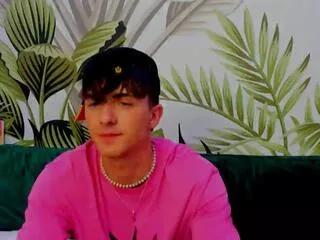 pierce_bailey on Flirt4Free 