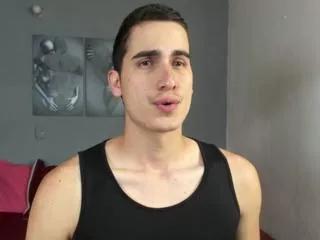 ryan_levi on Flirt4Free 